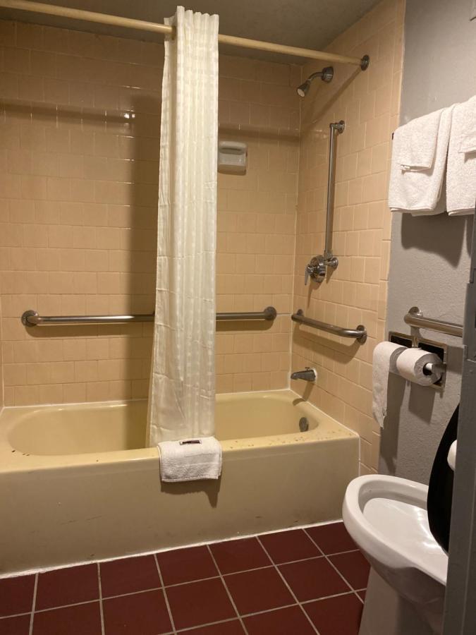 Oxford Inn, Lincoln Blvd Οκλαχόμα Εξωτερικό φωτογραφία