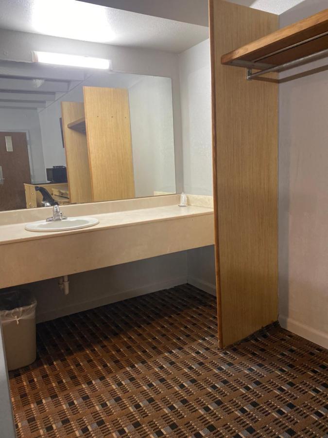 Oxford Inn, Lincoln Blvd Οκλαχόμα Εξωτερικό φωτογραφία